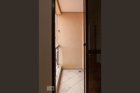 Apartamento para alugar com 34m², 1 quarto e 1 vagaSacada vista do Quarto