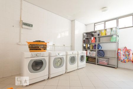 Apartamento para alugar com 34m², 1 quarto e 1 vagaÁrea comum - Lavanderia