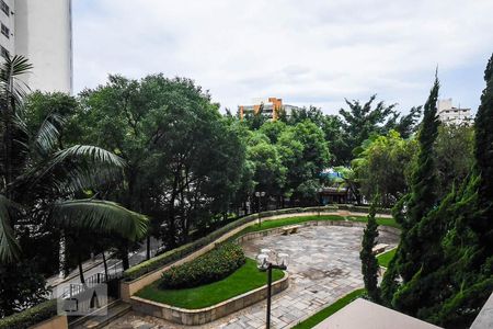 Apartamento para alugar com 424m², 4 quartos e 4 vagasVista da suíte 2