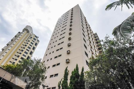 Apartamento para alugar com 424m², 4 quartos e 4 vagasFachada