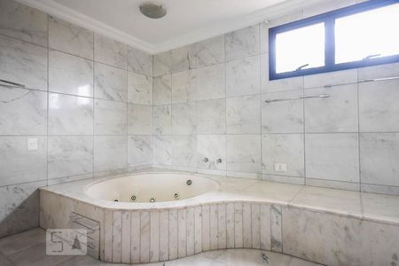 Apartamento para alugar com 424m², 4 quartos e 4 vagasBanheiro suíte 1