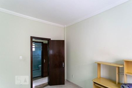 Quarto 1 de casa para alugar com 3 quartos, 130m² em Canaã, Belo Horizonte