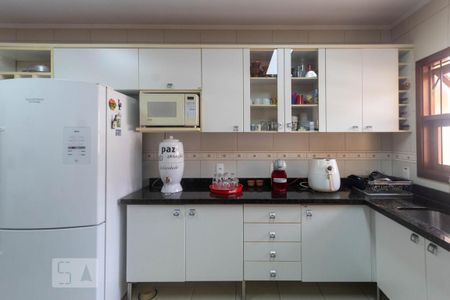 Casa à venda com 287m², 3 quartos e 4 vagas Casa à venda com 287m², 3 quartos e 4 vagasCozinha