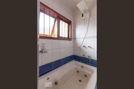 Casa à venda com 287m², 3 quartos e 4 vagas Casa à venda com 287m², 3 quartos e 4 vagasBanheiro da Suíte