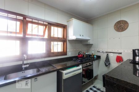 Casa à venda com 287m², 3 quartos e 4 vagas Casa à venda com 287m², 3 quartos e 4 vagasCozinha