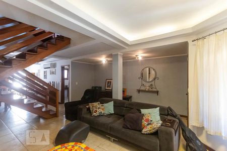 Sala de Estar de casa à venda com 3 quartos, 287m² em Partenon, Porto Alegre