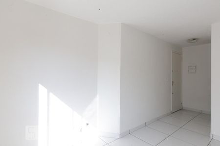 Sala de apartamento à venda com 2 quartos, 45m² em Jardim Redil, São Paulo