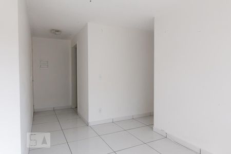 Sala de apartamento à venda com 2 quartos, 45m² em Jardim Redil, São Paulo