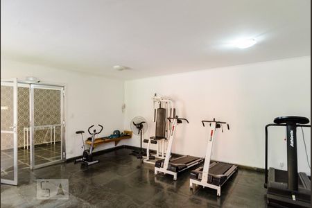 Apartamento à venda com 71m², 2 quartos e 1 vagaÁrea Comum