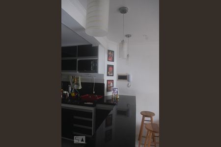 Cozinha de casa para alugar com 2 quartos, 55m² em Brotas, Salvador