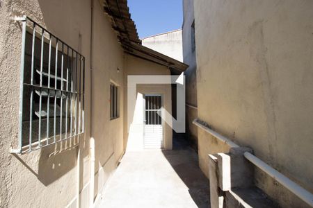 Casa para alugar com 55m², 2 quartos e sem vagaQuintal