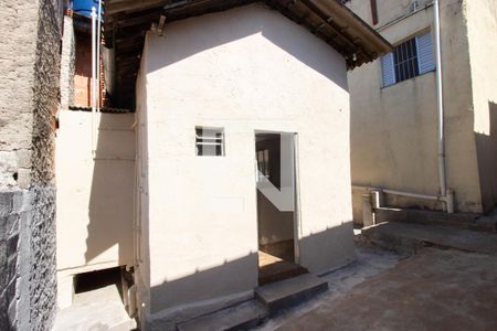 Casa para alugar com 55m², 2 quartos e sem vagaFachada
