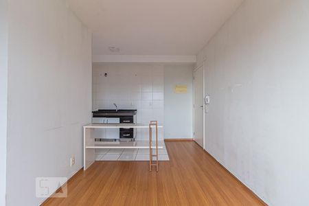 Sala de apartamento para alugar com 2 quartos, 49m² em Parque São Vicente, Santo André
