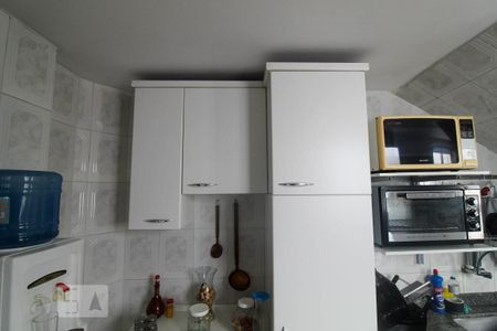 Casa de condomínio à venda com 210m², 4 quartos e 1 vaga Casa de condomínio à venda com 210m², 4 quartos e 1 vagaCozinha