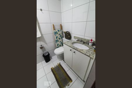 Apartamento à venda com 73m², 2 quartos e 1 vaga Apartamento à venda com 73m², 2 quartos e 1 vagaBanheiro da Suíte 2