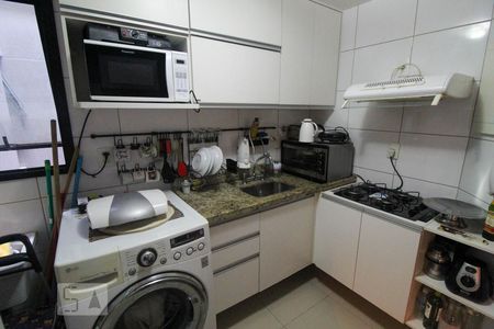 Apartamento à venda com 73m², 2 quartos e 1 vaga Apartamento à venda com 73m², 2 quartos e 1 vagaCozinha