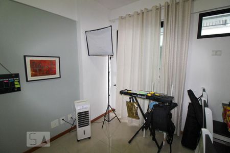 Apartamento à venda com 73m², 2 quartos e 1 vaga Apartamento à venda com 73m², 2 quartos e 1 vagaSuíte 2