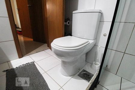 Apartamento à venda com 73m², 2 quartos e 1 vaga Apartamento à venda com 73m², 2 quartos e 1 vagaBanheiro da Suíte 1
