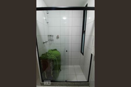 Apartamento à venda com 73m², 2 quartos e 1 vaga Apartamento à venda com 73m², 2 quartos e 1 vagaBanheiro da Suíte 2