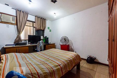 Casa à venda com 320m², 6 quartos e 2 vagasQuarto casa 2