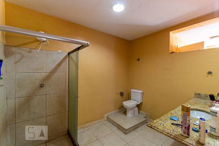 Casa à venda com 320m², 6 quartos e 2 vagasCasa 1