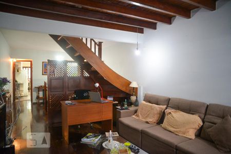 Sala de Casa com 4 quartos, 141m² Vila Mariana
