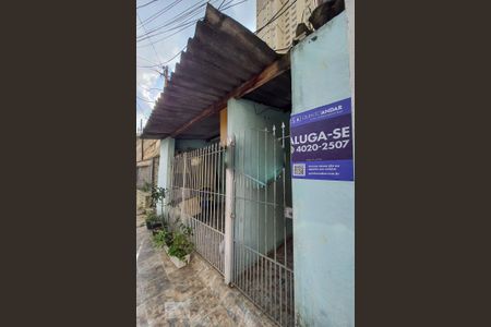 Fachada de casa à venda com 1 quarto, 36m² em Santa Teresinha, São Paulo