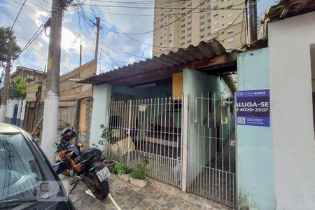 Fachada de casa à venda com 1 quarto, 36m² em Santa Teresinha, São Paulo