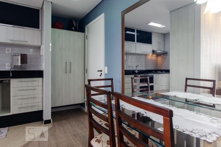 Sala de apartamento à venda com 2 quartos, 50m² em Quinta da Paineira, São Paulo