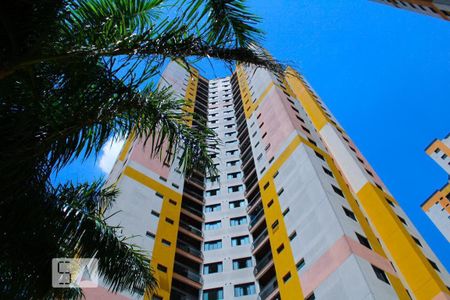 Apartamento para alugar com 85m², 2 quartos e 2 vagasFachada