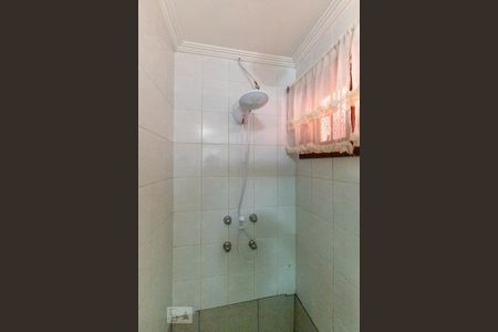 Casa à venda com 190m², 4 quartos e 8 vagas Casa à venda com 190m², 4 quartos e 8 vagasBanheiro da Suíte