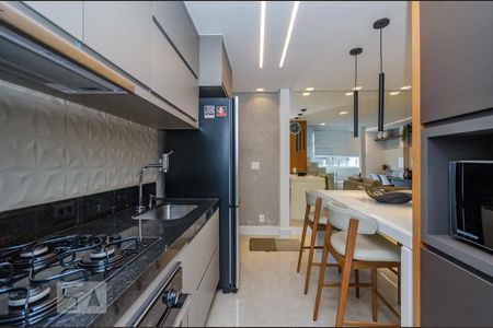 Apartamento à venda com 140m², 2 quartos e 2 vagas Apartamento à venda com 140m², 2 quartos e 2 vagasCozinha