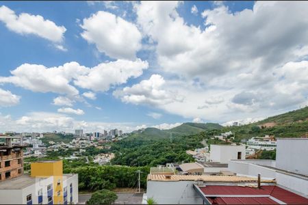 Apartamento à venda com 140m², 2 quartos e 2 vagas Apartamento à venda com 140m², 2 quartos e 2 vagasCobertura