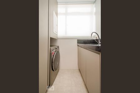 Apartamento à venda com 140m², 2 quartos e 2 vagas Apartamento à venda com 140m², 2 quartos e 2 vagasÁrea de Serviço