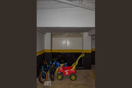 Apartamento à venda com 140m², 2 quartos e 2 vagas Apartamento à venda com 140m², 2 quartos e 2 vagasGaragem