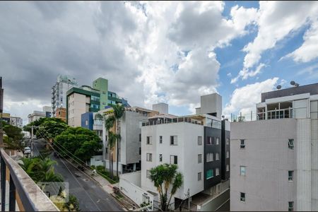 Apartamento à venda com 140m², 2 quartos e 2 vagas Apartamento à venda com 140m², 2 quartos e 2 vagasCobertura