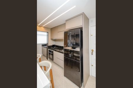 Apartamento à venda com 140m², 2 quartos e 2 vagas Apartamento à venda com 140m², 2 quartos e 2 vagasCozinha