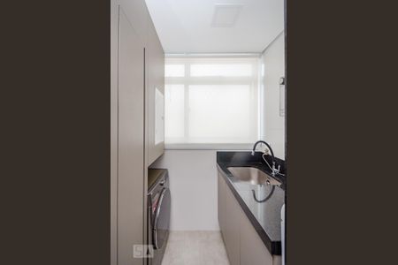 Apartamento à venda com 140m², 2 quartos e 2 vagas Apartamento à venda com 140m², 2 quartos e 2 vagasÁrea de Serviço