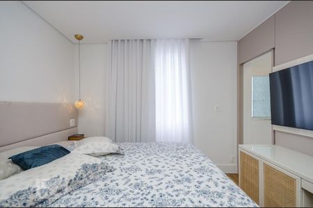 Apartamento à venda com 140m², 2 quartos e 2 vagas Apartamento à venda com 140m², 2 quartos e 2 vagasSuíte