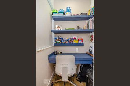 Apartamento à venda com 140m², 2 quartos e 2 vagas Apartamento à venda com 140m², 2 quartos e 2 vagasQuarto 2