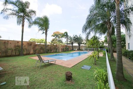 Apartamento à venda com 70m², 2 quartos e 1 vaga Apartamento à venda com 70m², 2 quartos e 1 vagaÁrea comum - Piscina