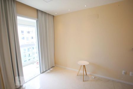 Sala de apartamento à venda com 3 quartos, 65m² em Pechincha, Rio de Janeiro