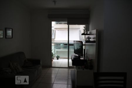 Apartamento à venda com 79m², 3 quartos e 1 vagaSala