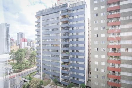 Vista de apartamento para alugar com 1 quarto, 60m² em Centro, Curitiba