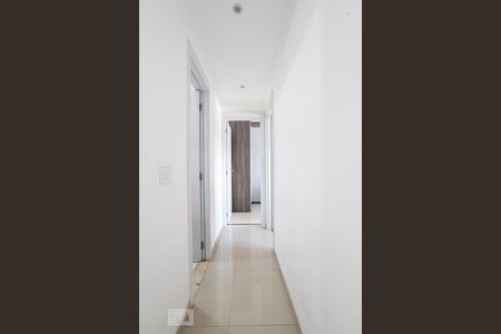 Corredor Quartos de apartamento à venda com 2 quartos, 62m² em Vila Gustavo, São Paulo
