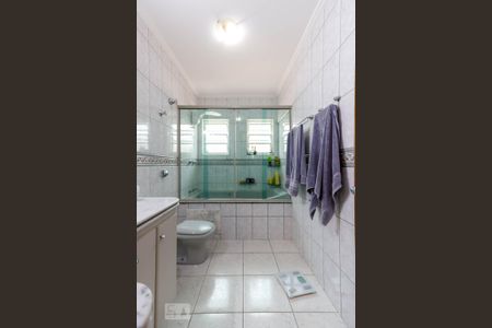 Casa para alugar com 148m², 3 quartos e 2 vagas Casa para alugar com 148m², 3 quartos e 2 vagasBanheiro da Suíte 1
