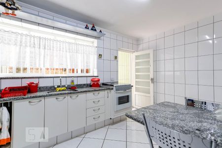 Casa para alugar com 148m², 3 quartos e 2 vagas Casa para alugar com 148m², 3 quartos e 2 vagasCozinha