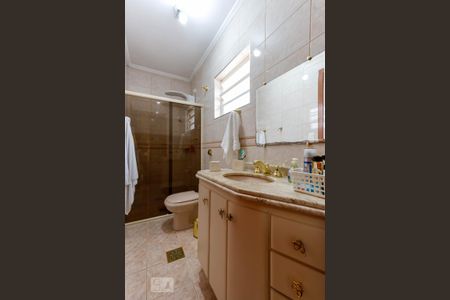 Casa para alugar com 148m², 3 quartos e 2 vagas Casa para alugar com 148m², 3 quartos e 2 vagasBanheiro da Suíte 2