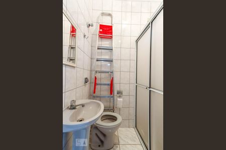 Casa para alugar com 148m², 3 quartos e 2 vagas Casa para alugar com 148m², 3 quartos e 2 vagasBanheiro de Serviço