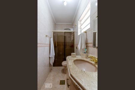 Casa para alugar com 148m², 3 quartos e 2 vagas Casa para alugar com 148m², 3 quartos e 2 vagasBanheiro da Suíte 2